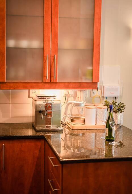 Apartment In Central ستيلينبوش المظهر الخارجي الصورة