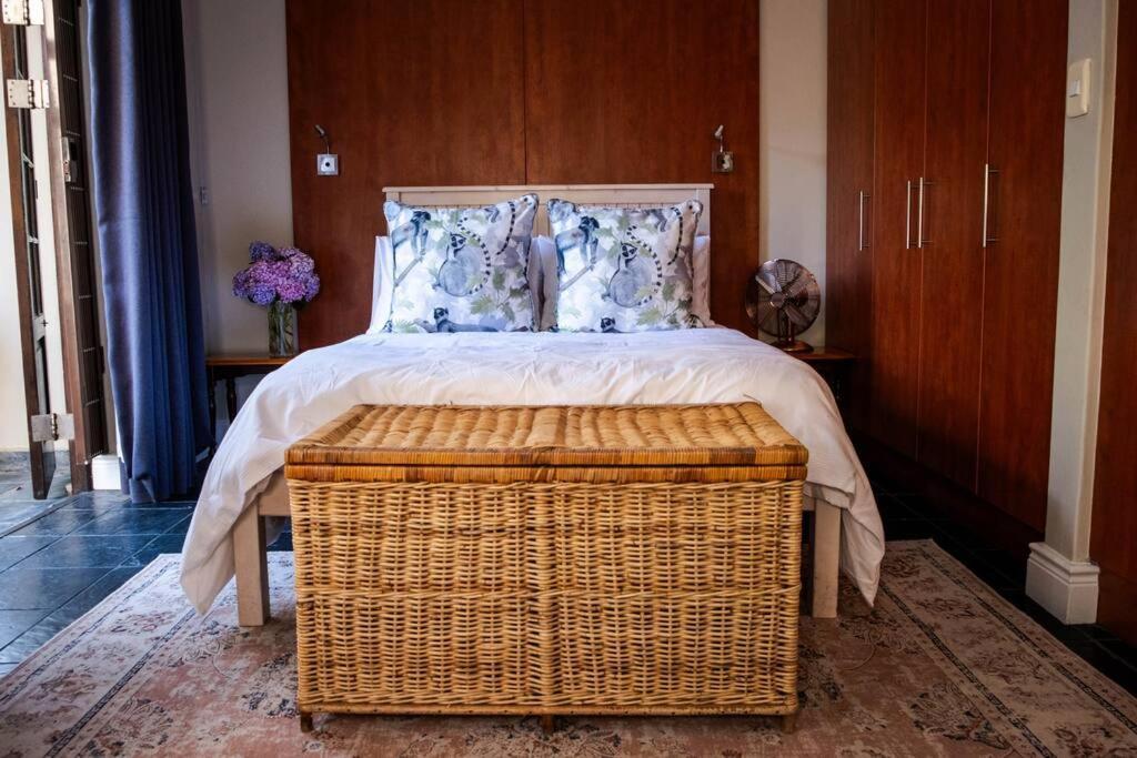 Apartment In Central ستيلينبوش المظهر الخارجي الصورة